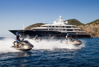 Two luxury charter yachts AQUILA and CHASSEUR win in the Superyacht Awards