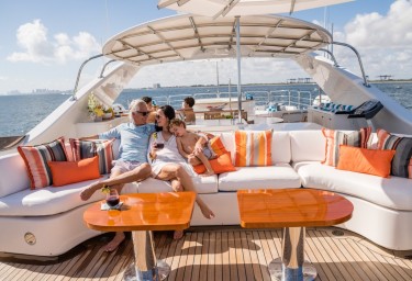 Choose Elegance & Exclusivity: The Benefits of a Yacht Charter Over a Hotel
