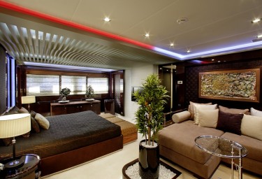 Charter Motor Yacht MY TOY Master Suite