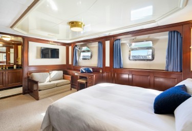 PACIFIC MERMAID Guest Double Cabin 