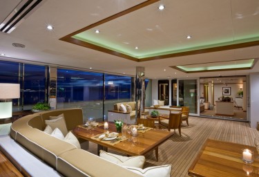 Luxury Expedition Yacht SURI Glass House