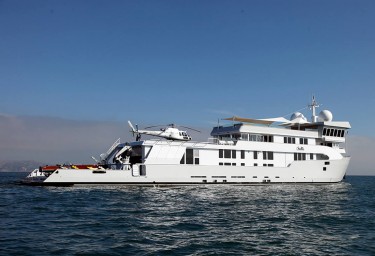 Luxury Expedition Yacht SURI Profile
