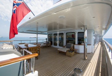 Luxury Motor Yacht MOSAIQUE Aft Deck