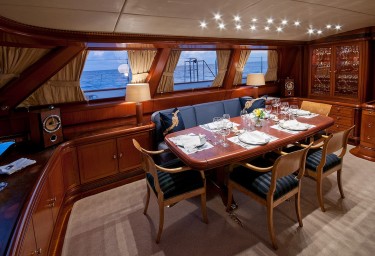 Sailing Yacht HYPERION Formal Dining