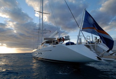 Sailing Yacht HYPERION Stern