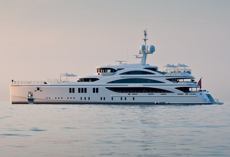 charter-yacht-11.11