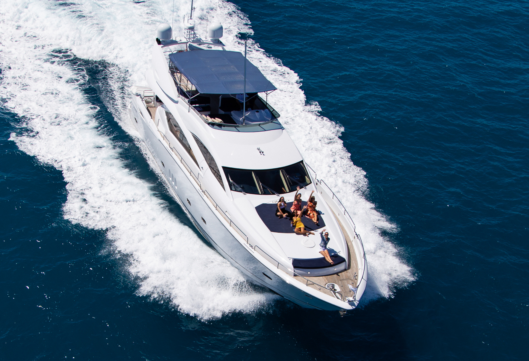 ALANI Motor Yacht Charter in Australia - Luxury Charter Group