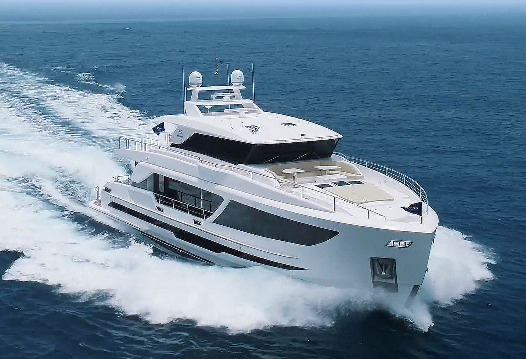 high life yacht charter