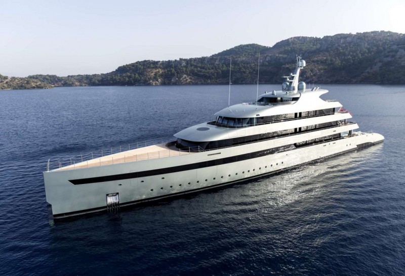SAVANNAH – l’unique super-yacht hybride est à louer