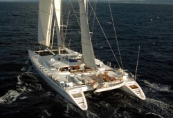 DOUCE FRANCE for charter in Tahiti
