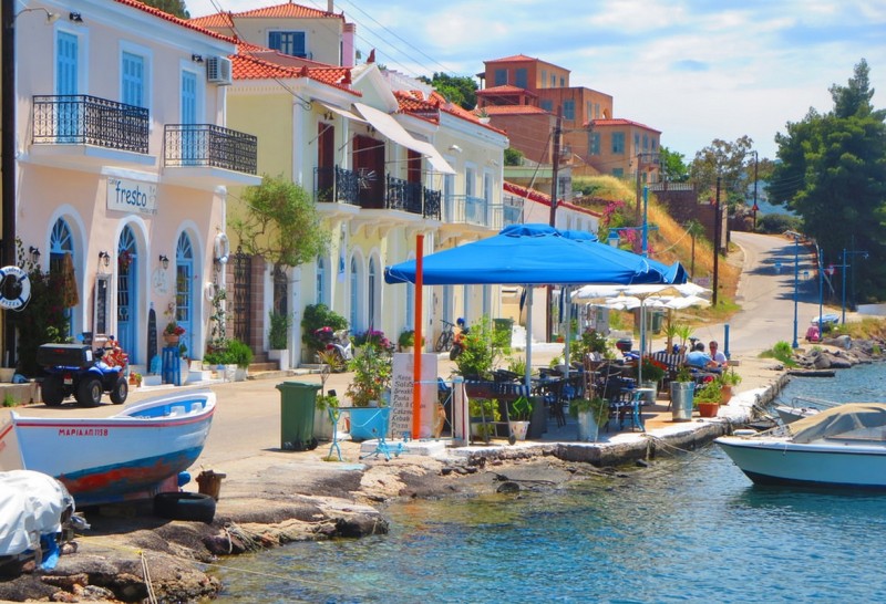 Catamarans À Voile Haut De Gamme Disponibles En Gréce Pour L’été À Venir