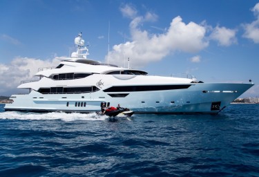 Super Sunseekers are Ideal Luxury Charter Yachts