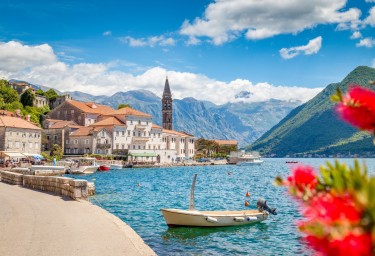 Your 2024 Guide to a Luxury Yacht Charter in Montenegro