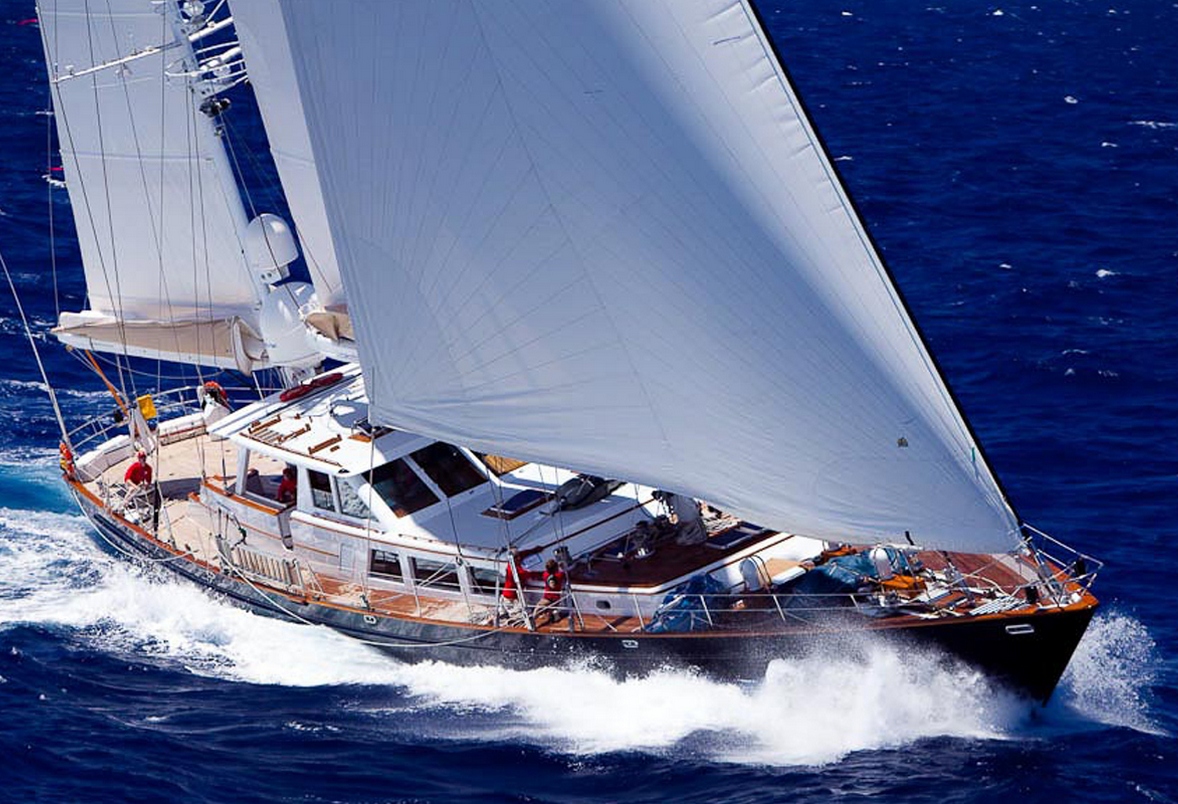 sailing yacht axia