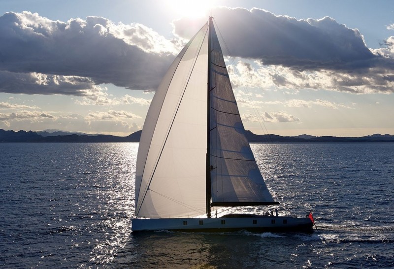 Sharlou Sailing
