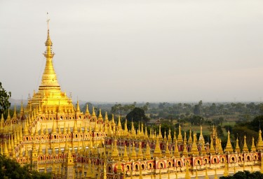 SE Asia Myanmar temple