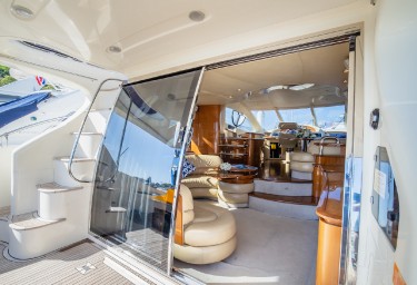 AFTER 8 Interior from the Stern