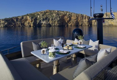 Luxury Motor Boat SOLARIS Flybridge Dining