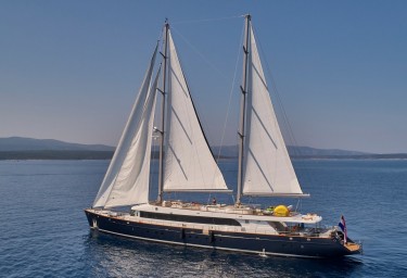 Yacht Dalmatino