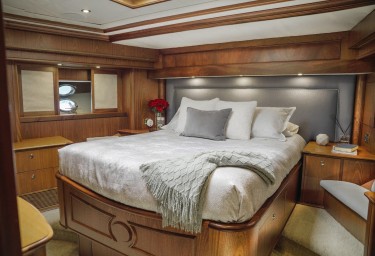 LADY VICTORY Guest Double Cabin