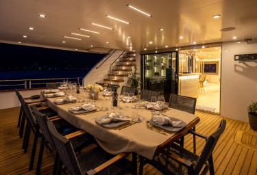 LOVE STORY AFt Deck Dining