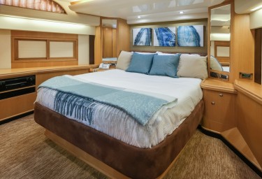SILVER LINING Guest Double Cabin