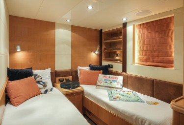 SILVER LINING Guest Twin Cabin