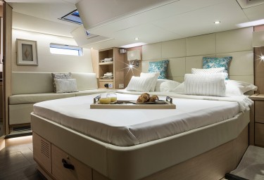 THEA Guest Double Cabin