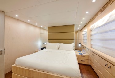 WHITE KNIGHT Double Stateroom