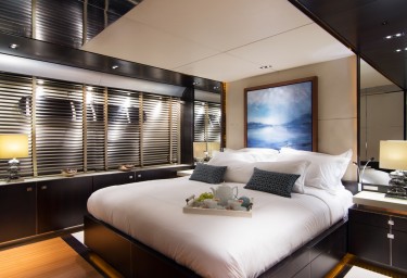 Luxury Motor Yacht SUB ZERO VIP Cabin