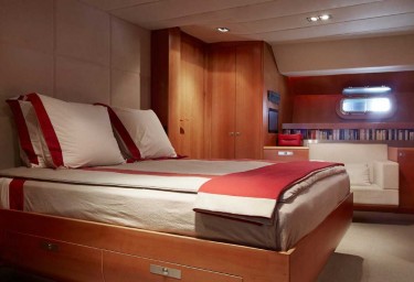 Luxury Charter Sailing Yacht SILVERTIP Master Suite Aft