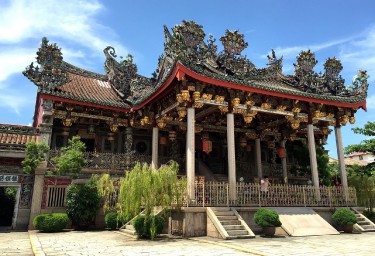 SE Asia Malaysian temple