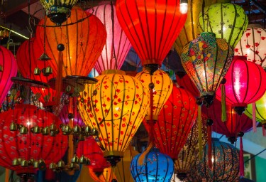 SE Asia Singaporean lanterns