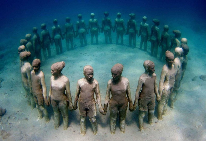 Underwater Gallery